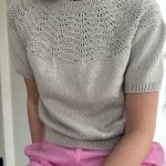 Peacock Tee by Le Knit, Strikkepakke