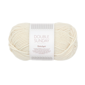 Garnnøste av typen Petiteknit Double Sunday fra Sandnes garn i fargen Whipped Cream