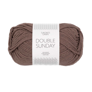 Garnnøste av typen Double Sunday fra Sandnes garn i fargen Eikenøtt