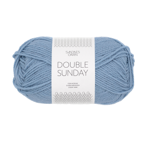 Garnnøste av typen Double Sunday fra Sandnes garn i fargen Blå Hortensia