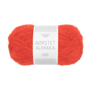Garnnøste av typen Børstet Alpakka fra Sandnes garn i fargen Spicy Orange
