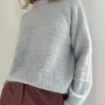 Porcelain Damask Sweater fra Le Knit, Strikkepakke
