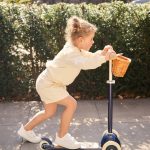 Hvit Shorts med blondekant - Bilde 3