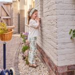 T-skjorte m/sandalmotiv, offwhite - Bilde 4