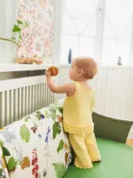 Rosette Top Baby, Strikkepakke - Bilde 3