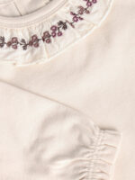 Naturhvit/Rosa body med brodert krage - Bilde 3